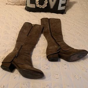 Donald J Pliner Devi boots